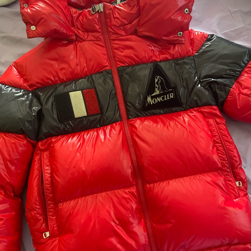 Moncler Gary Puffer Jacket